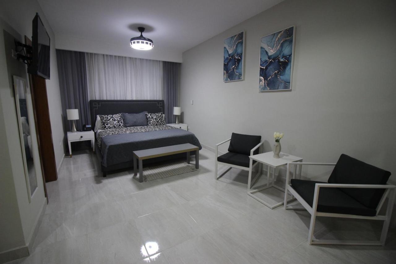 Hotel Monarca Higüey Kültér fotó