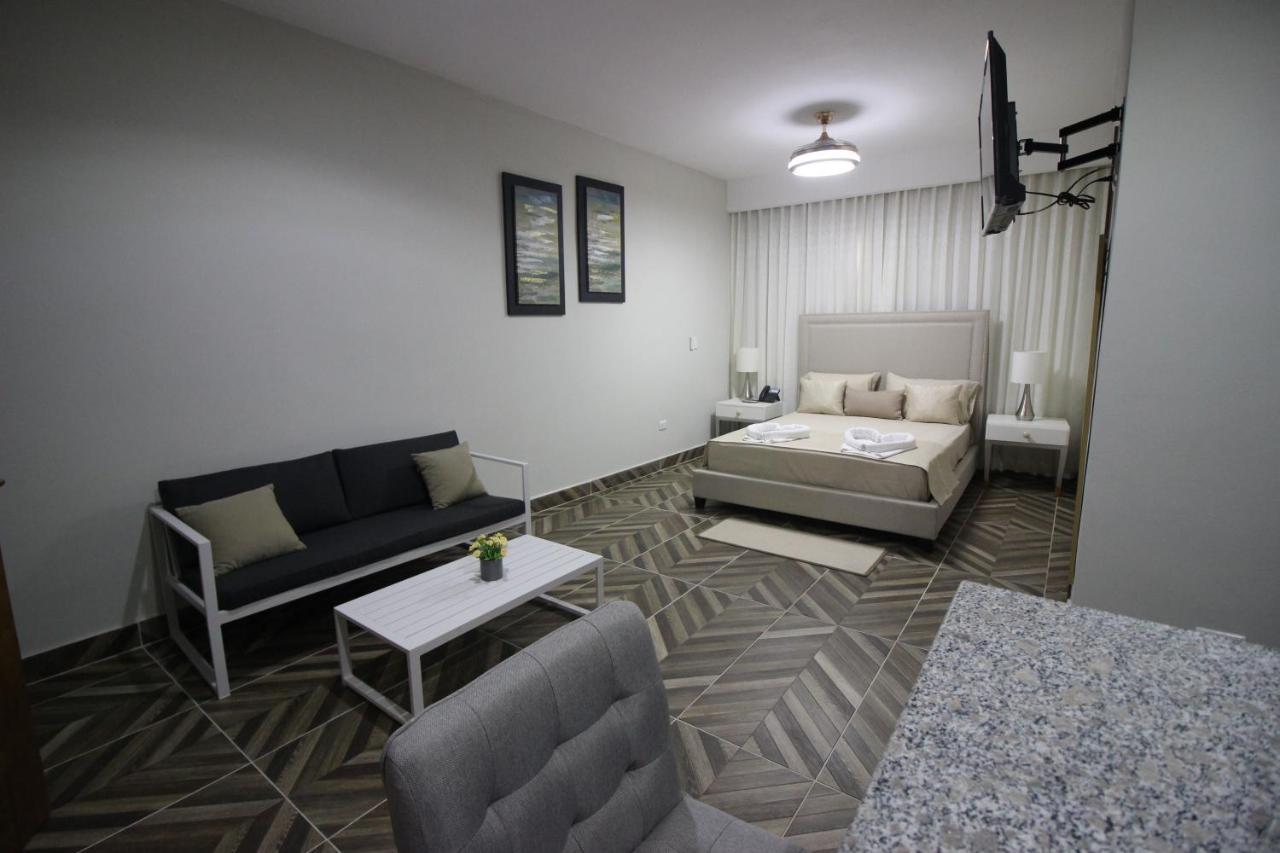 Hotel Monarca Higüey Kültér fotó