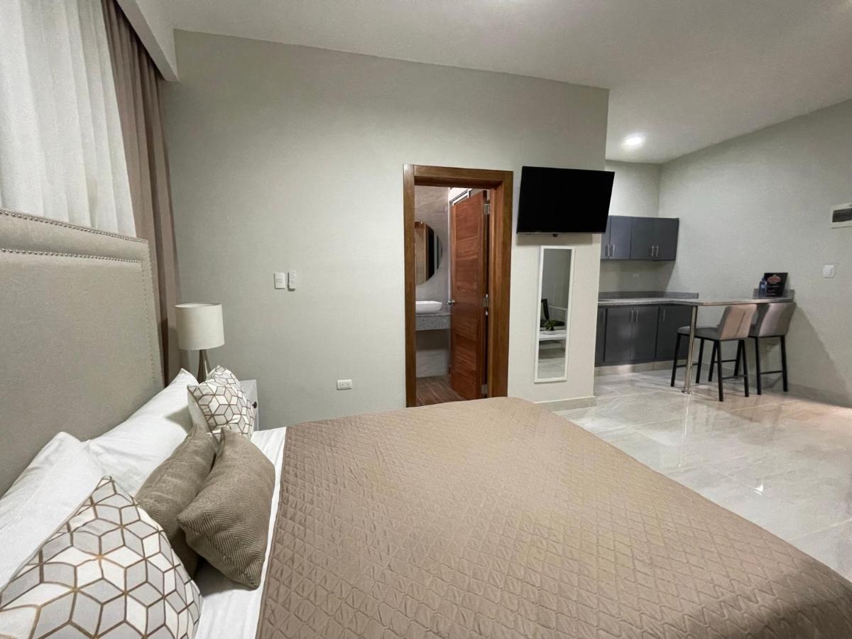 Hotel Monarca Higüey Kültér fotó