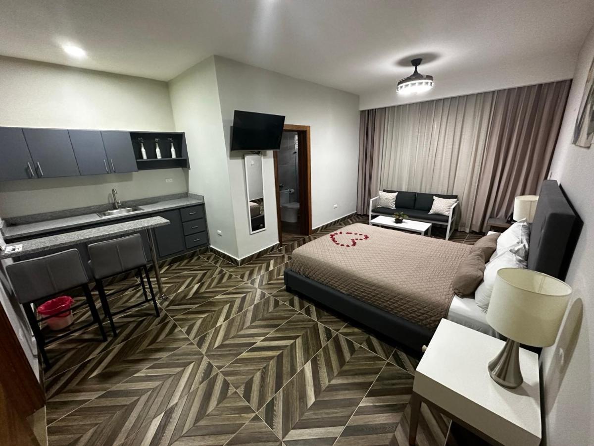 Hotel Monarca Higüey Kültér fotó