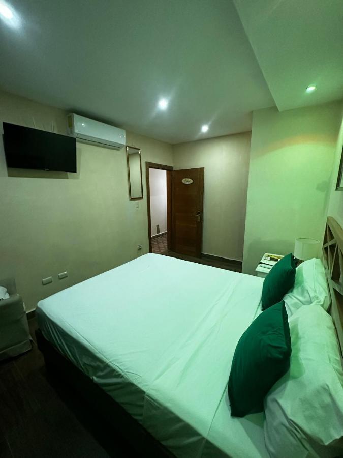 Hotel Monarca Higüey Kültér fotó